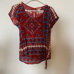 Lucky Brand tie-bottom tee